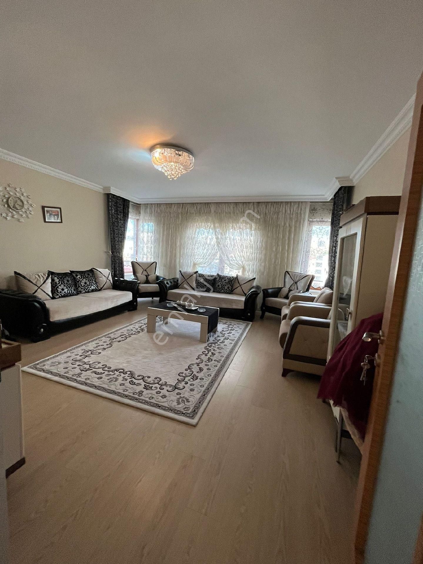 Gölbaşı Bahçelievler Satılık Daire Ankara Gölbaşı Beypark Sitesinde 4+1 Lüx Daire