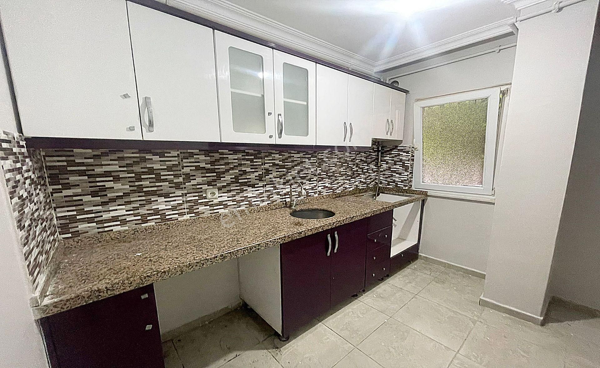 Osmangazi Mahallesinde Butik Site İçinde Cadde Üzeri2+1kullanışlı Dublex
