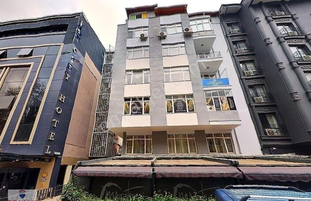 Ankara Çankaya Satılık Ofis Kızılay Bayındır2 Sokak'ta Satılık 3+1 Büro&ofis