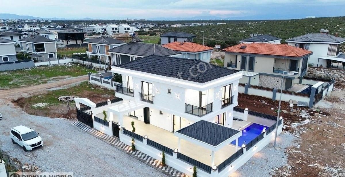 Didim Efeler Satılık Villa Aydın Dıdım Efeler De Lüxs Tam Müstakil Villa