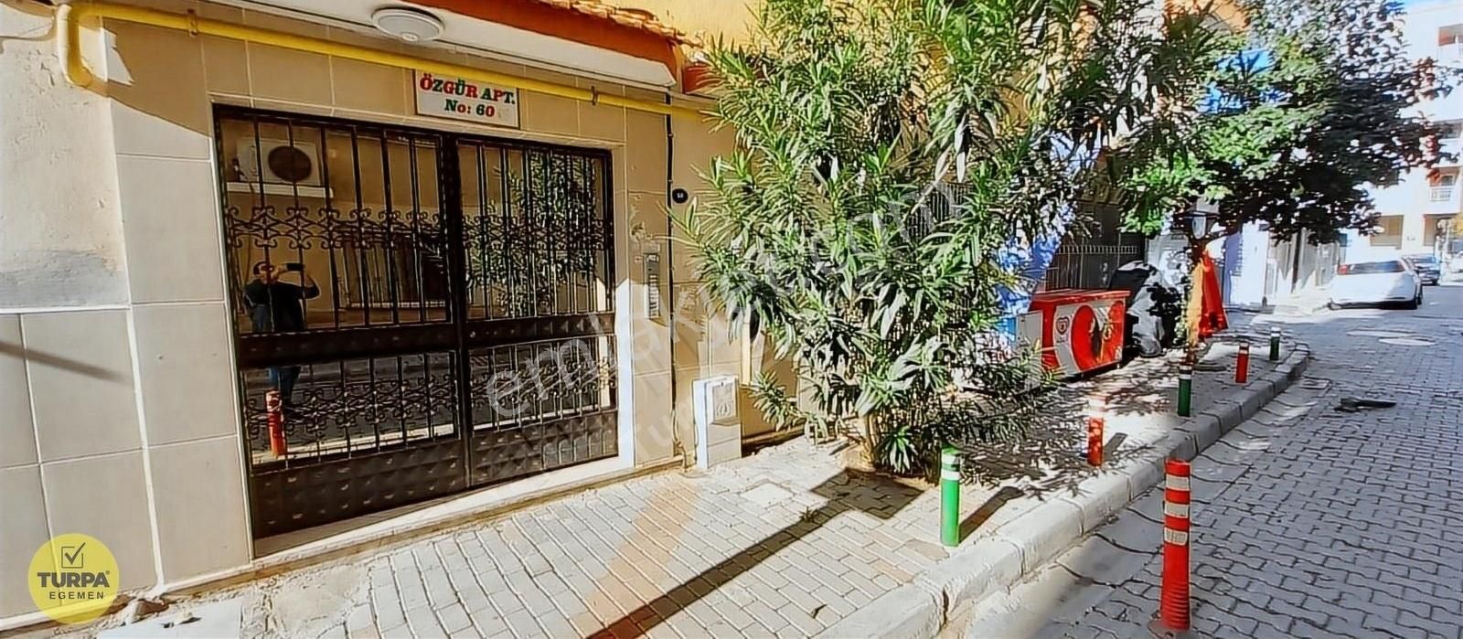 Karşıyaka Tuna Mahallesinde 3+1 Doğalgazlı Köşe Daire