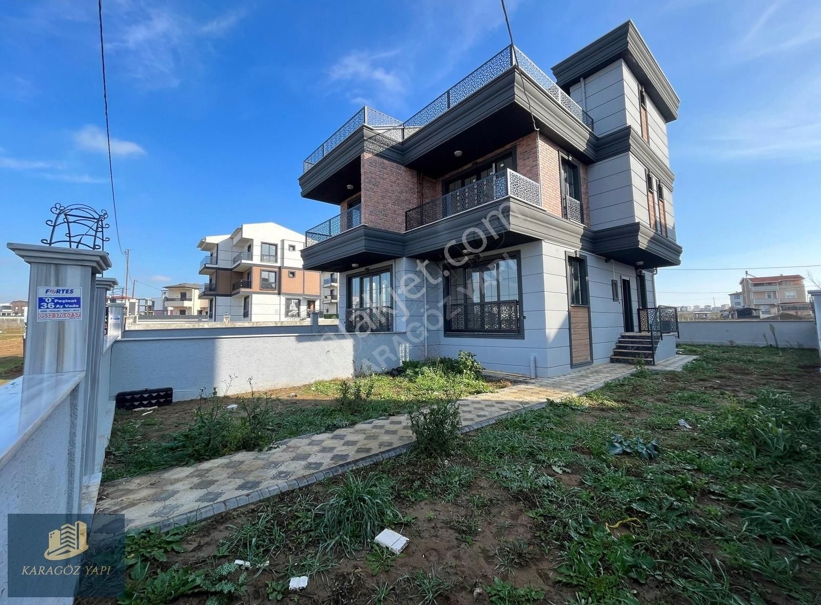 Marmaraereğlisi Dereağzı Satılık Villa Karagöz Yapı-güzide Villa Satışta(2 Ebeveyn Banyolu) Geniş Teras