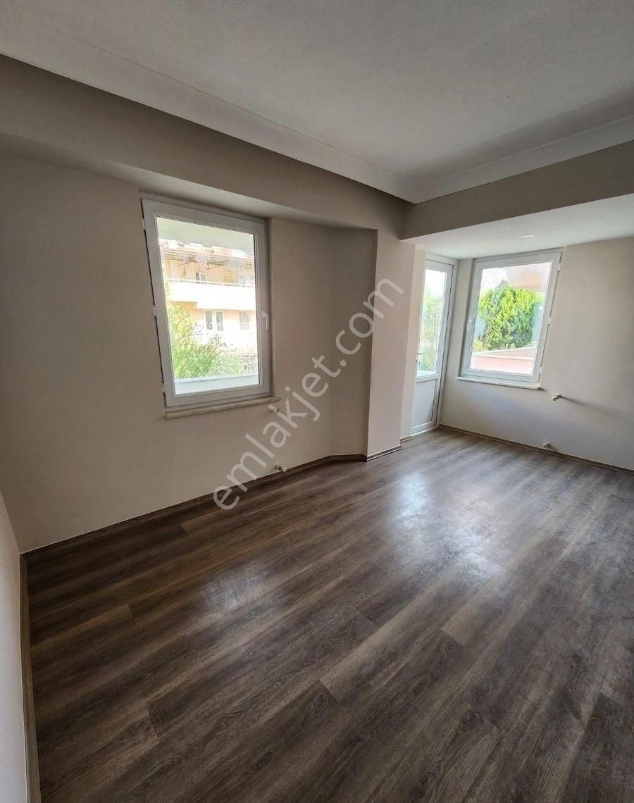 Balıkesir Edremit Akçayda Satılık 3+1 Triplex** - Görsel 10