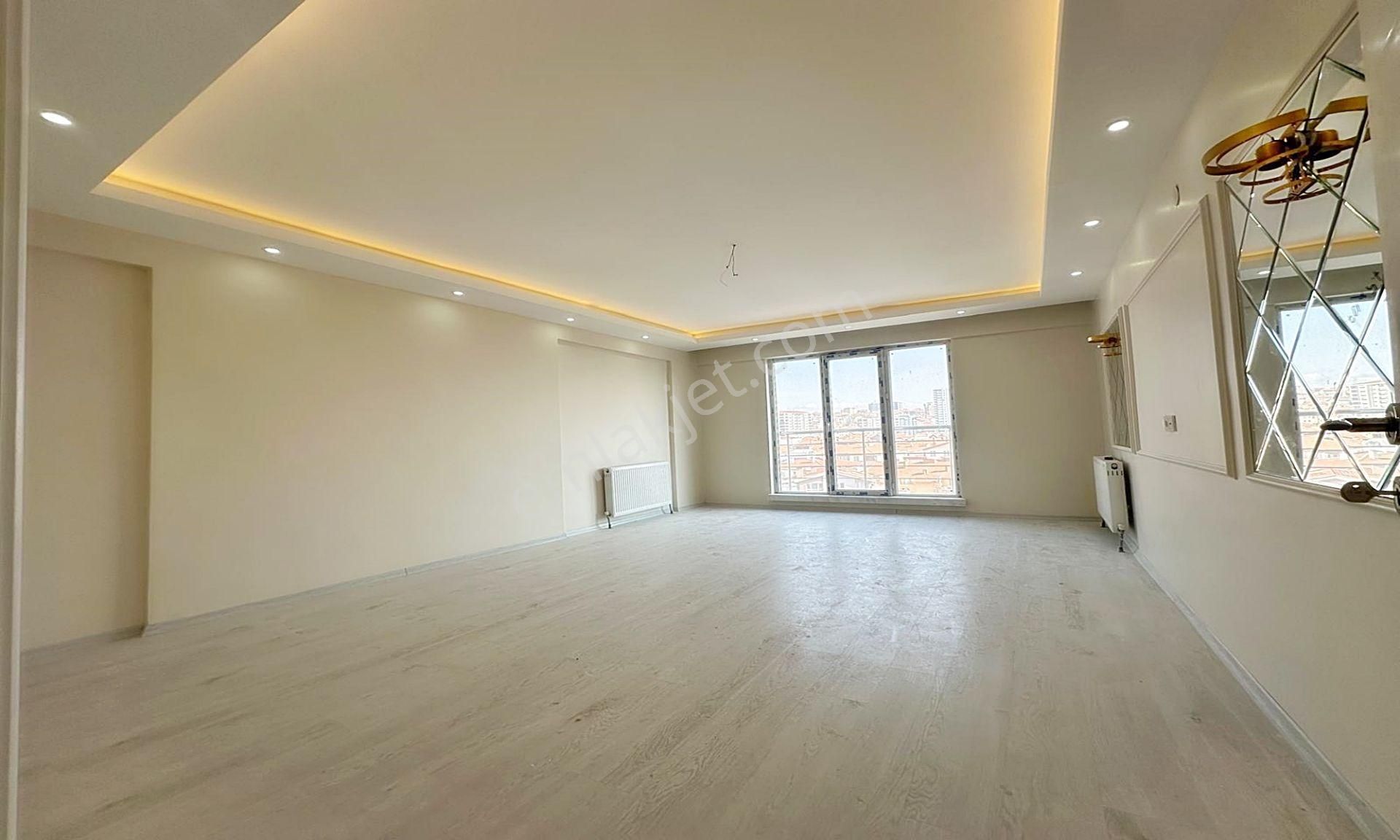 Yenimahalle Burç Satılık Daire Ş.tepe Teleferik Yanı Ank Manzaralı Teras Balkon Full Yapılı 3+1