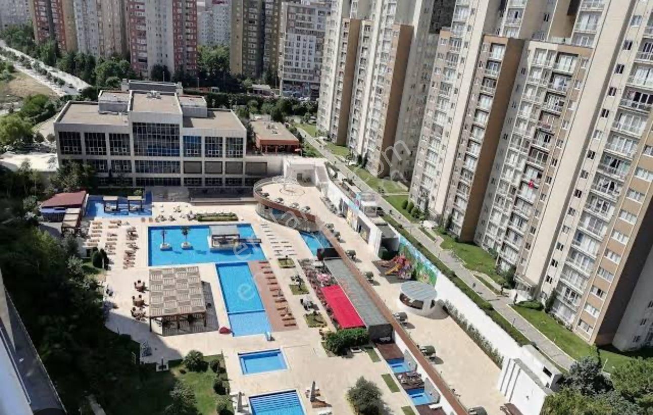 Esenyurt Cumhuriyet Satılık Daire Remaxden İnnovia 1 Sitesi Satılık 2+1 Kapalı Mutfak Ebeveyn Banyolu