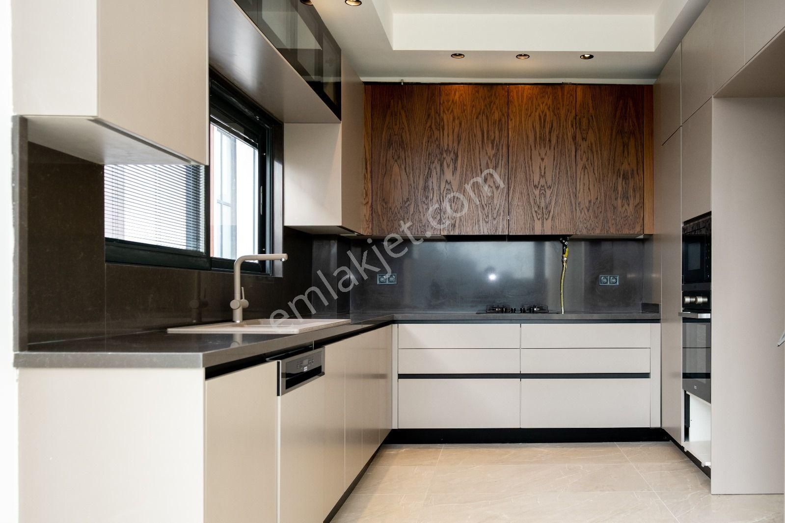 Hürriyet Mah,satılık Villa 5+1/240 M2 Daire - Görsel 13