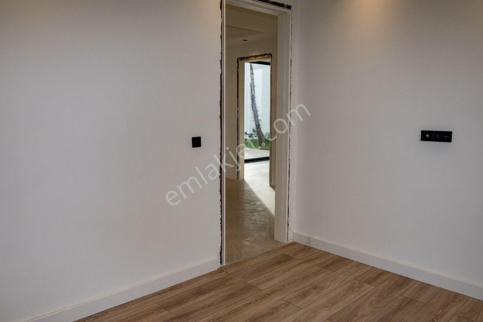 Hürriyet Mah,satılık Villa 5+1/240 M2 Daire - Görsel 11