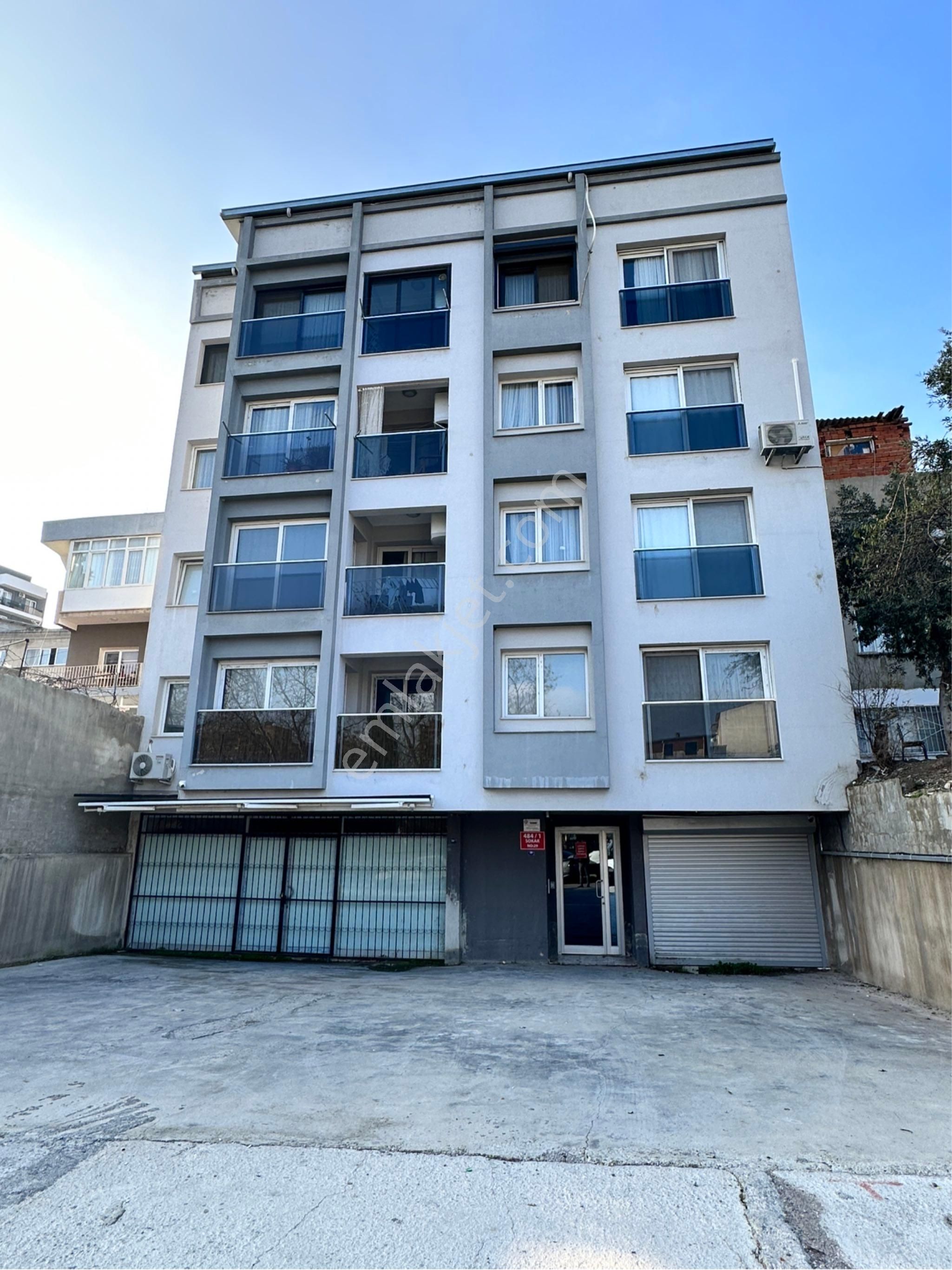 Bornova Ergene Satılık Daire Asansörlü 1+1 Masrafsız Satılık Lüks Daire