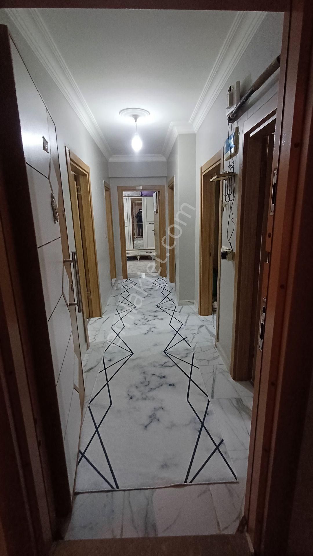 Esenyurt Çınar Satılık Daire Sahibinden 3+1 105 M2 Bahçe Katı Çift Cepheli Bahçeli