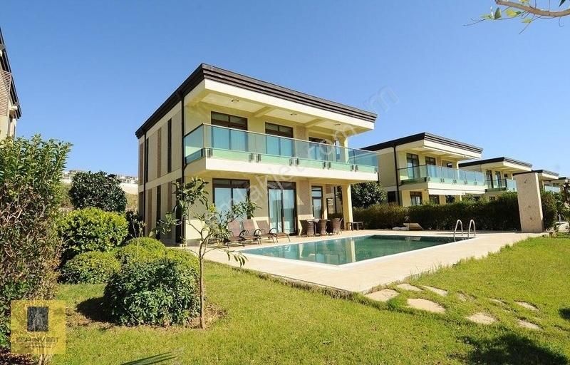 Etimesgut Ayyıldız Satılık Villa İmarlı Acill Fiyat Düştü Yapılaşma Yakını 4 Villalık Tek Tapu 1815 M2