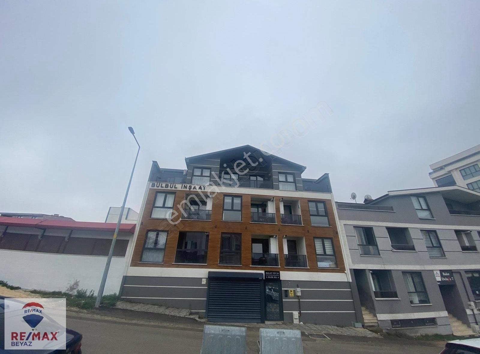 Nilüfer Balat Satılık Daire Remax Beyaz Balat Merkez Satılık 2+1 Dublex Daire