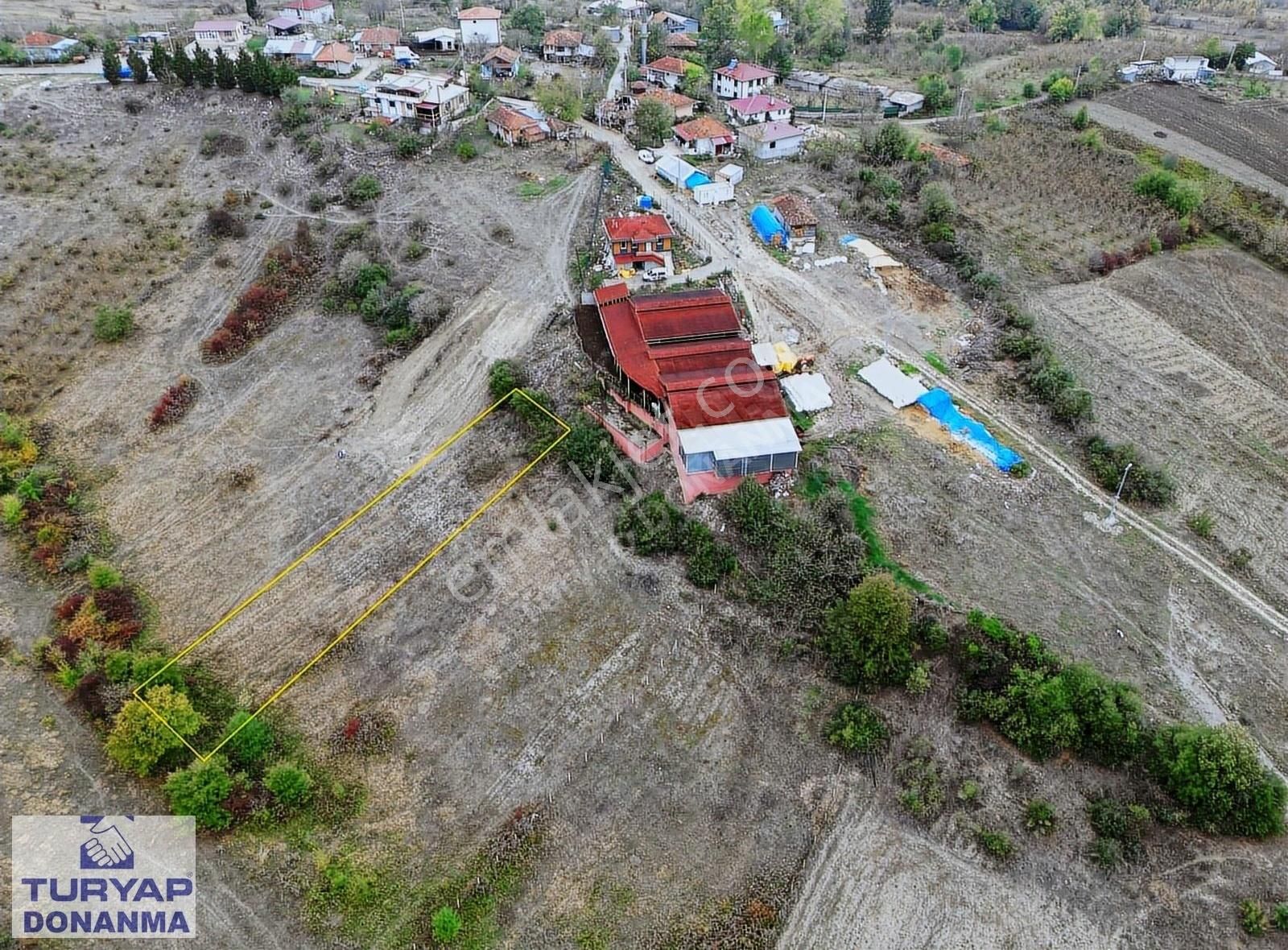 Kandıra Üğümce Satılık Tarla İstanbul Yolunda, Köy İçi, İmarlı, Osb'ye Yakın Parselli Tarla!