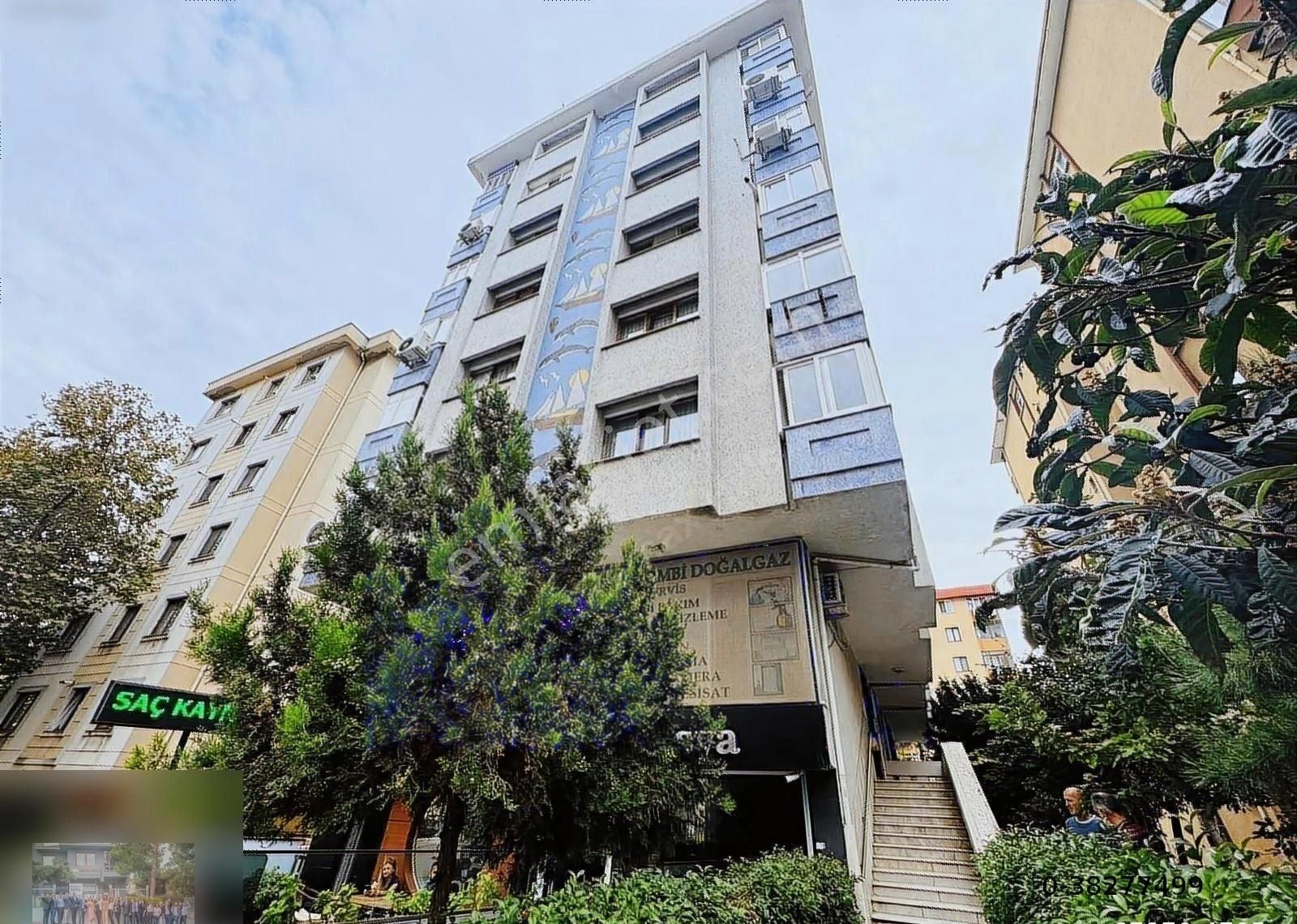 Ataşehir İçerenköy Satılık Daire İçerenköy'de Dekorasyonlu,otoparklı,asansörlü, 3+1 Satılık Daire