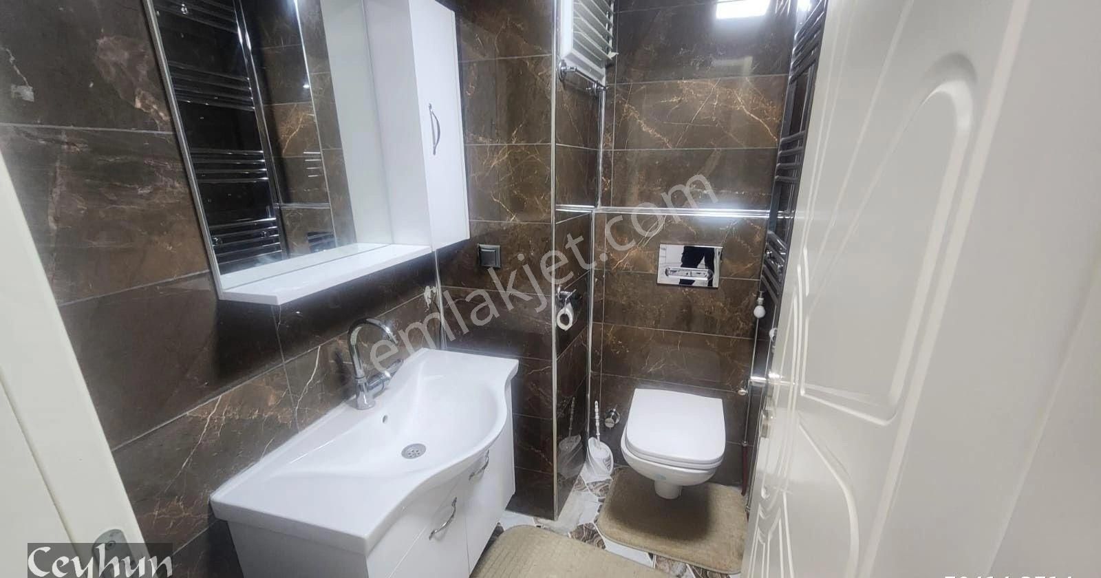 1 Asma Katlı + Bodrumlu İşyeri, 12 Ayrı 1+1 Daireli Komple Bina - Görsel 7