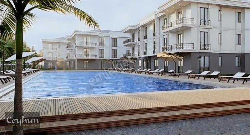 Karasu Aziziyede Havuzlu Sıfır 2+1 Lüks Daire