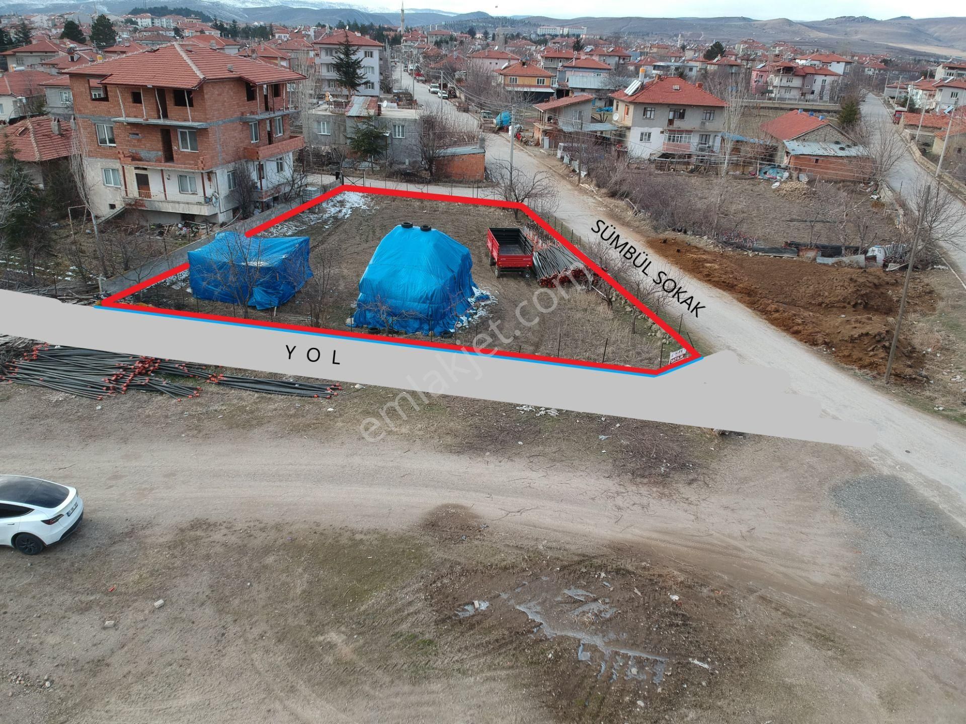 Şuhut Altıgöz Satılık Konut İmarlı İlbey // Şuhut Altıgöz Mah. Sümbül-manolya Sk.ta 730 M² Arsa