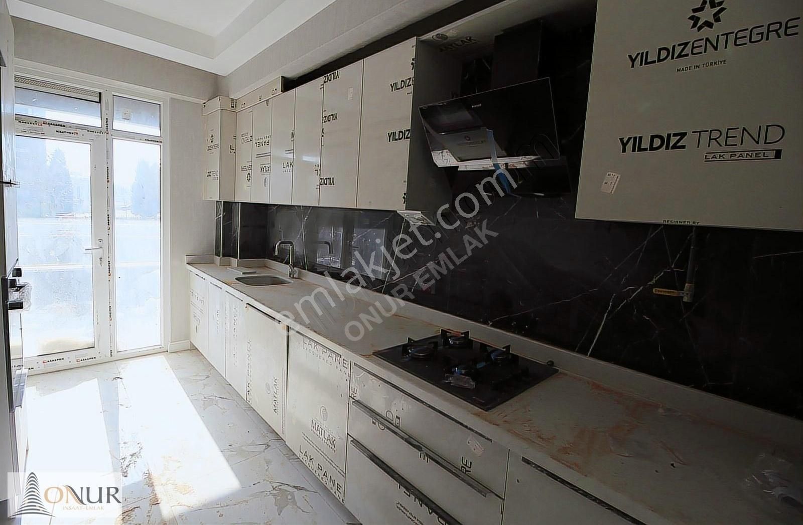 Selçuklu Selahaddin Eyyubi Satılık Daire Onur Emlak Site İçi Kapalı Otopark Satılık 3+1 Lüks Daire