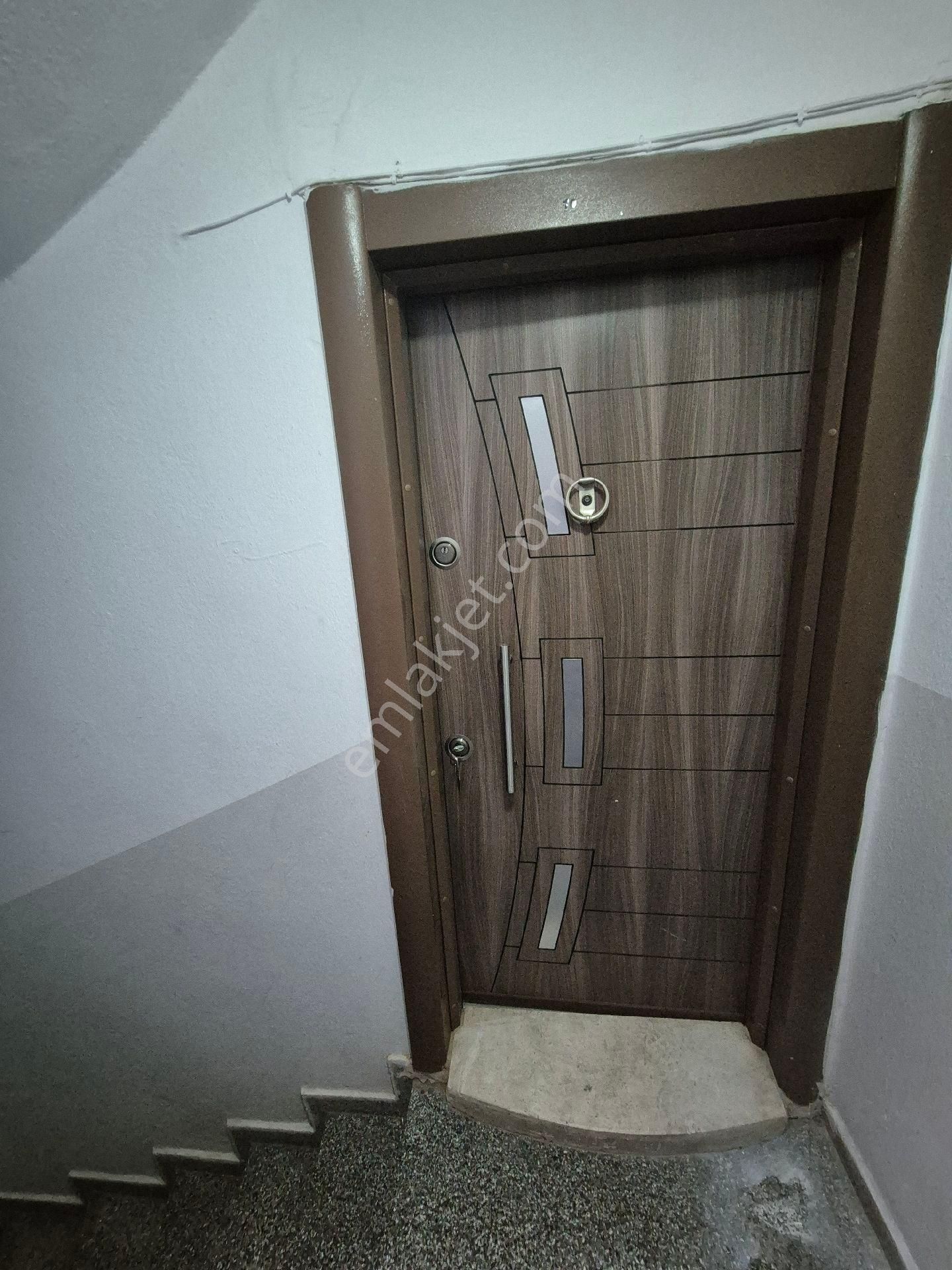 Karabağlar Basın Sitesi Satılık Daire Sahibinden 2+1 Ordu Caddesinde