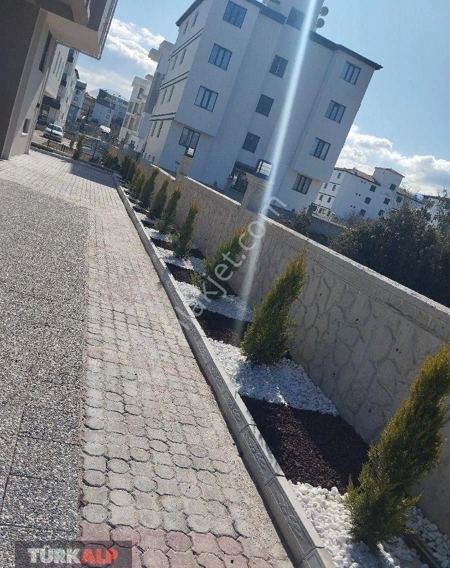 Merkezefendi Akçeşme Satılık Daire Denizli Şemiklerde Havadar Yerde Satılık Daire