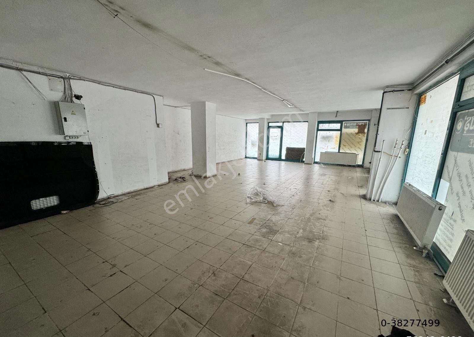 Zeytinburnu Sümer Kiralık Dükkan & Mağaza Zeytinburnu Sümerde Hatboyuna Yakın 3katlı 750m² Herişeuygun Kiralık İşyeri Osmanlı Emlak