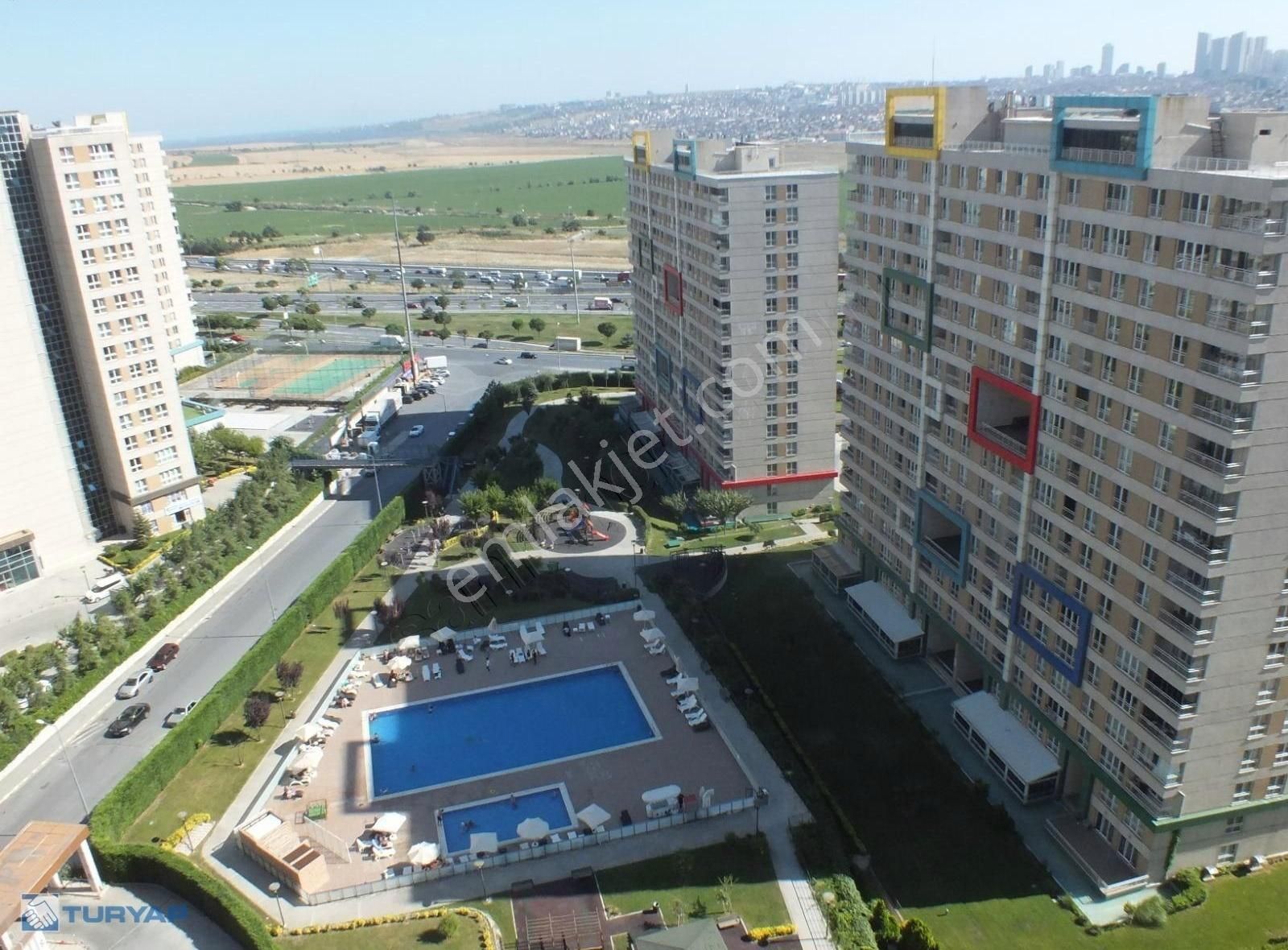 Avcılar Tahtakale Satılık Daire Bir İstanbul Sitesinde Kiracı Sıkıntısız 2+1 82 M2 Gölmanz. 2+1