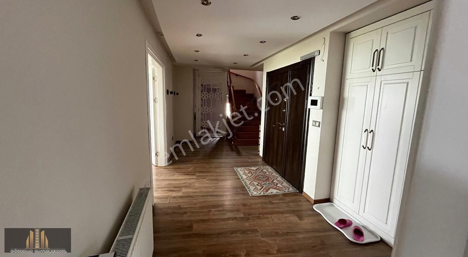 Ortahisar Çukurçayır Satılık Villa Oğuzhan Gayrimenkul'den Modern Resıdance'da Satılık Villa