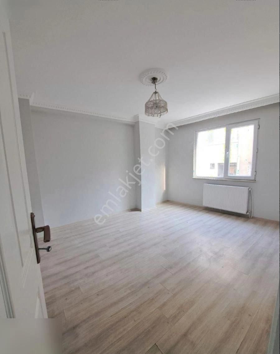 Esenler Tuna Satılık Daire Hicret Emlaktan Tuna Mah. 2+1 90 M2 Satılık Daire Acil