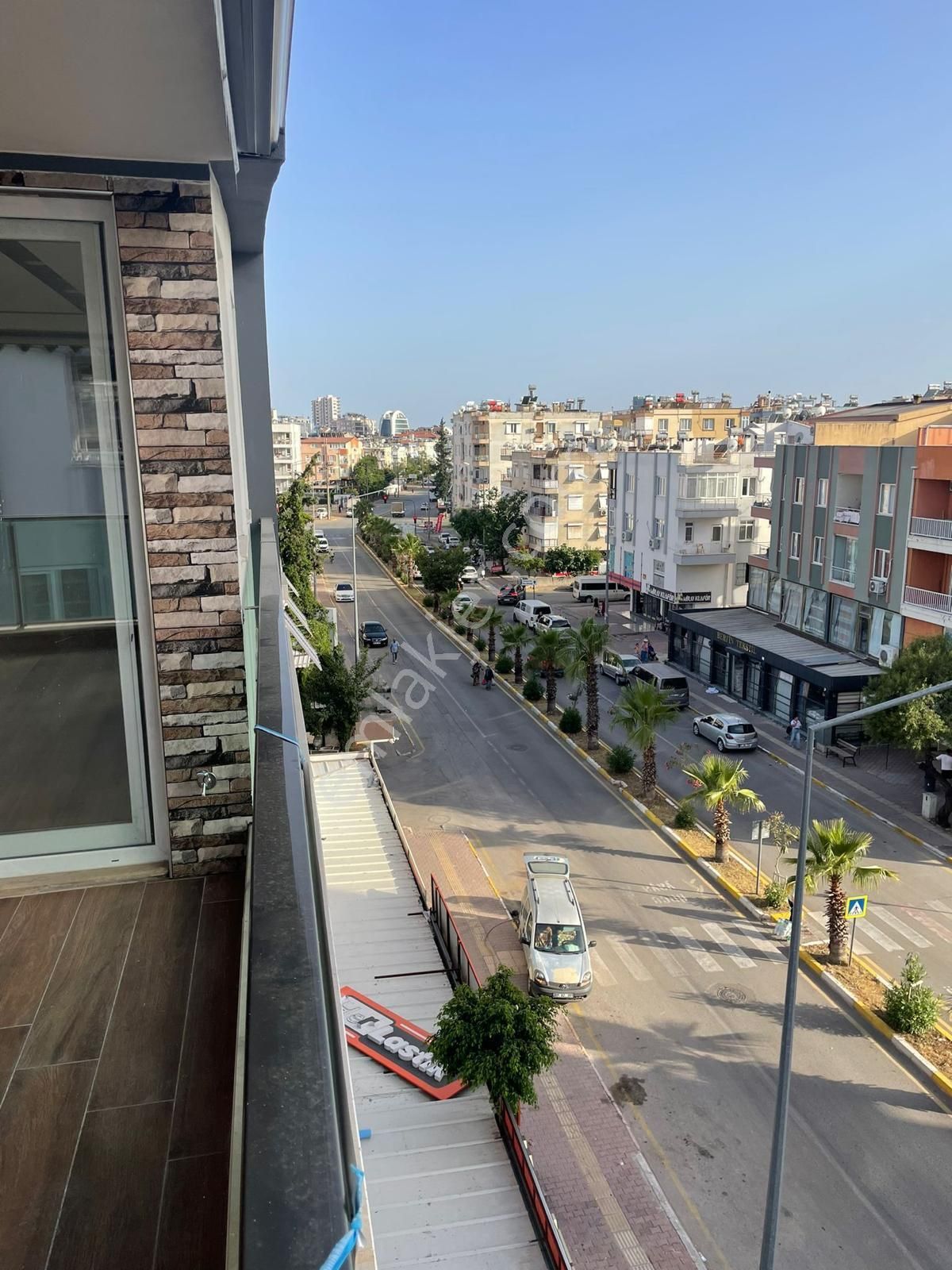 Muratpaşa Konuksever Satılık Daire Antalya Muratpaşa 3 Katlı Bina 3+1 Dublex Yerden Isıtmalı