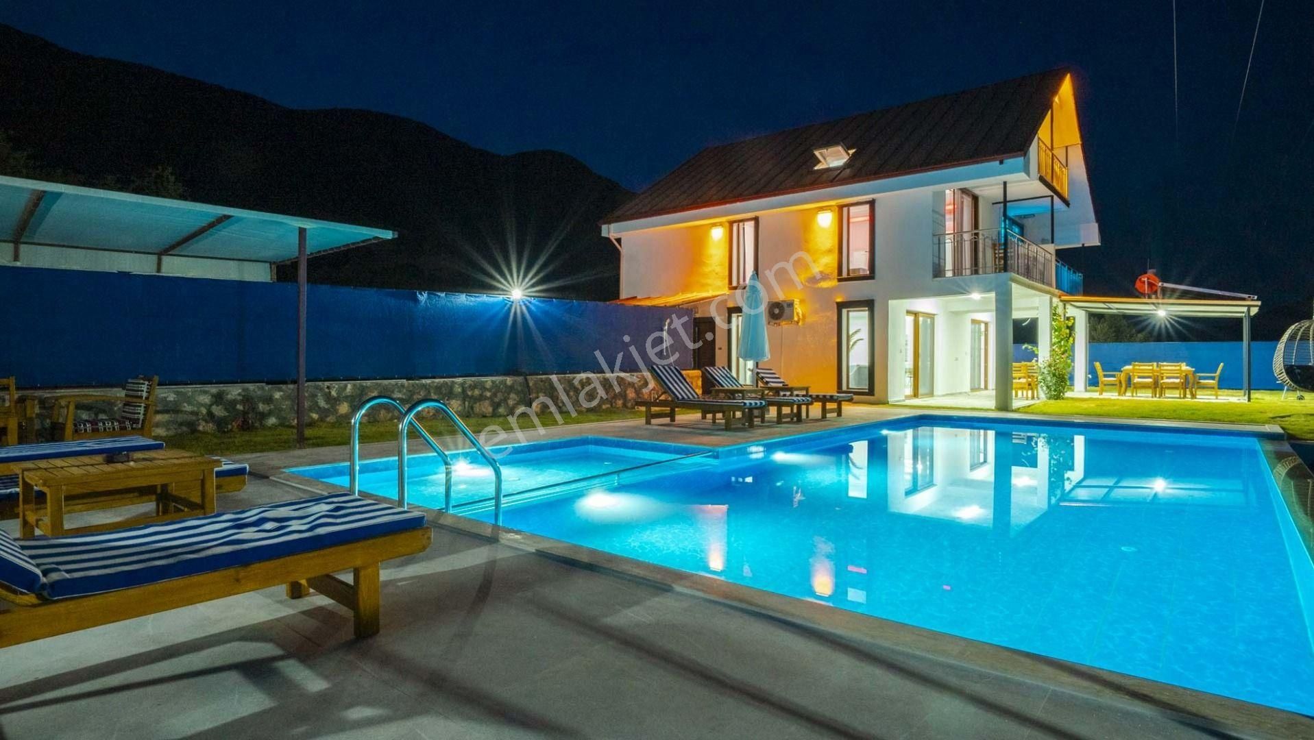 Kaş Kalkan'da Süresiz Belgeli Müstakil Tripleks 4+1 Villa - Görsel 25