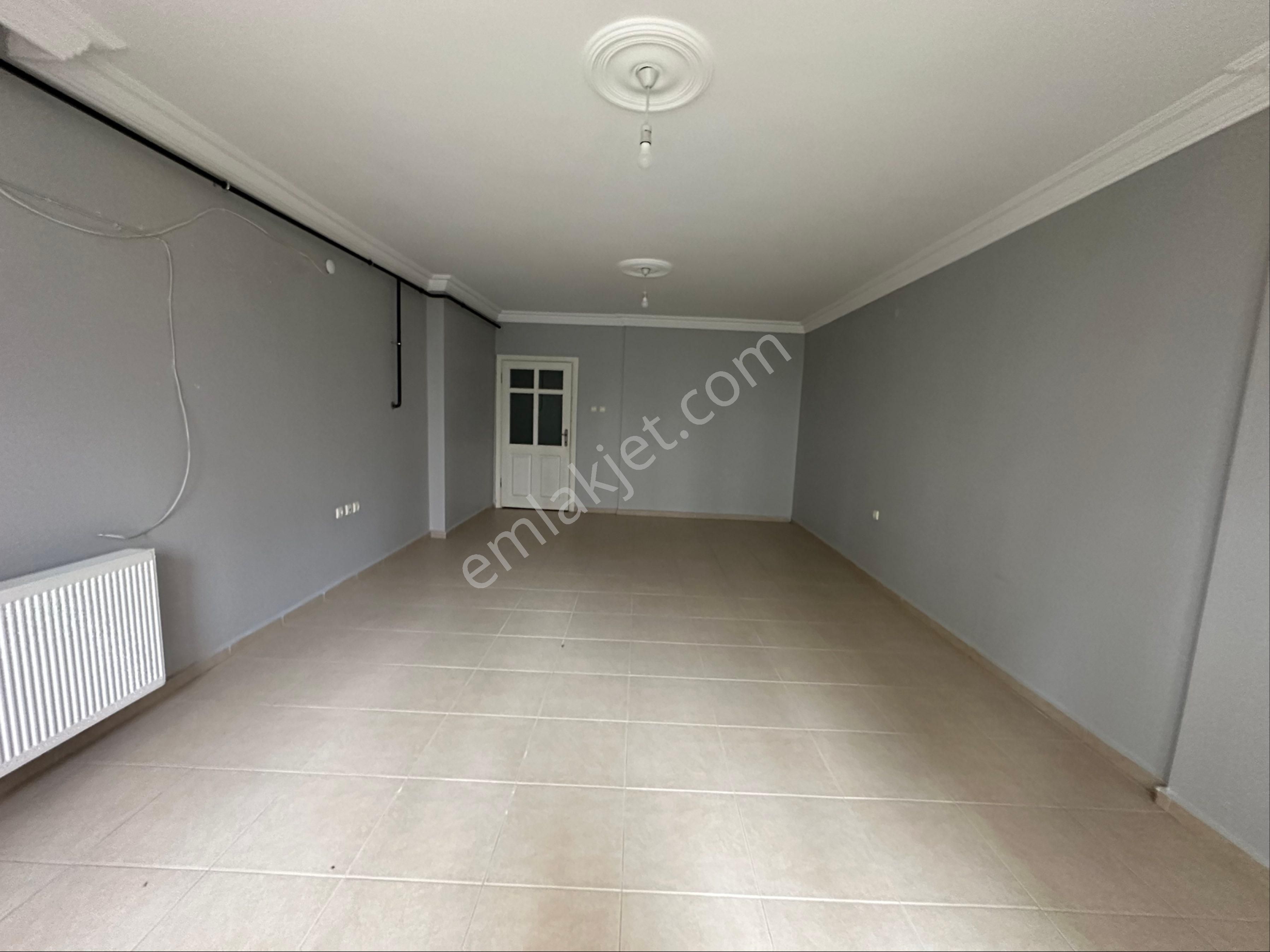 Çukurova Yurt Kiralık Daire Barışmanço Bulv Alpaslan Türkeşe Yakın Metro Yanında 4+1 Daire