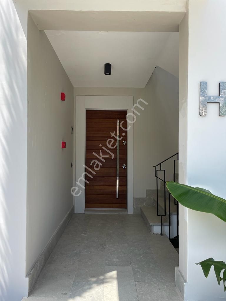 Muğla Bodrum'da Satılık Deniz Manzaralı Daire - Görsel 2