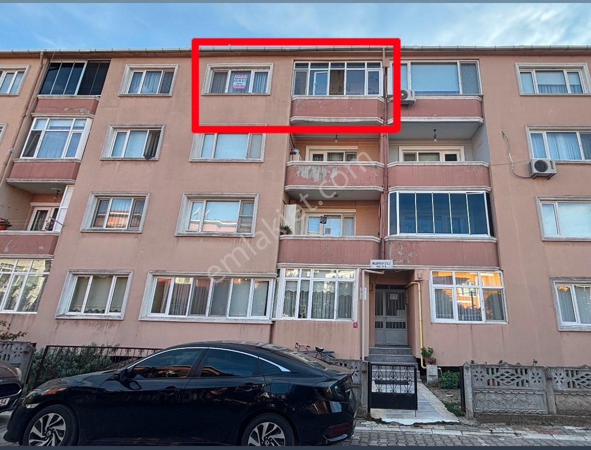 Gönen Kurtuluş Satılık Daire Yıldız Emlak Gayrimenkul'den Kurtuluş Mahallesin'de 3+1 120 M2 Satılık Daire