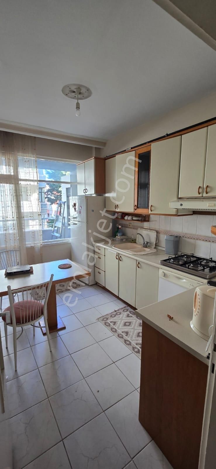 İlkadım Bahçelievler Kiralık Daire Bahçelievler'de, 95 M2, 2+1, Doğalgazlı Eşyalı Daire