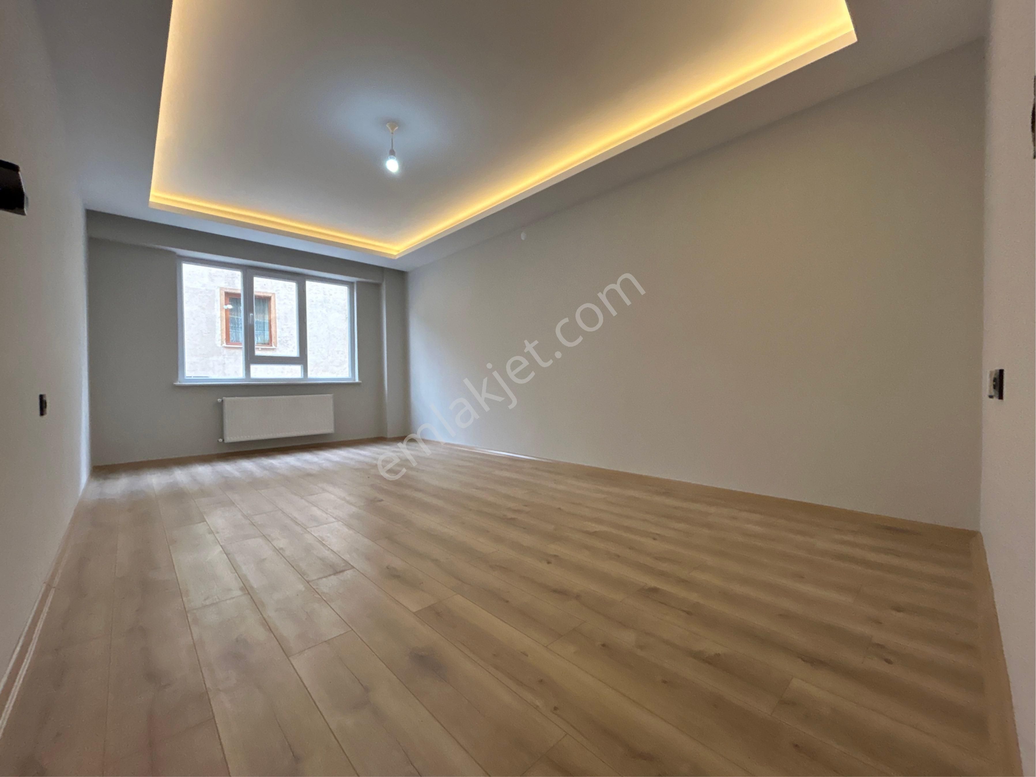 Odunpazarı Emek Satılık Daire Emek Mah. Şemsettn Günaltay Caddesi Yakını 2+1 110m2 Daire