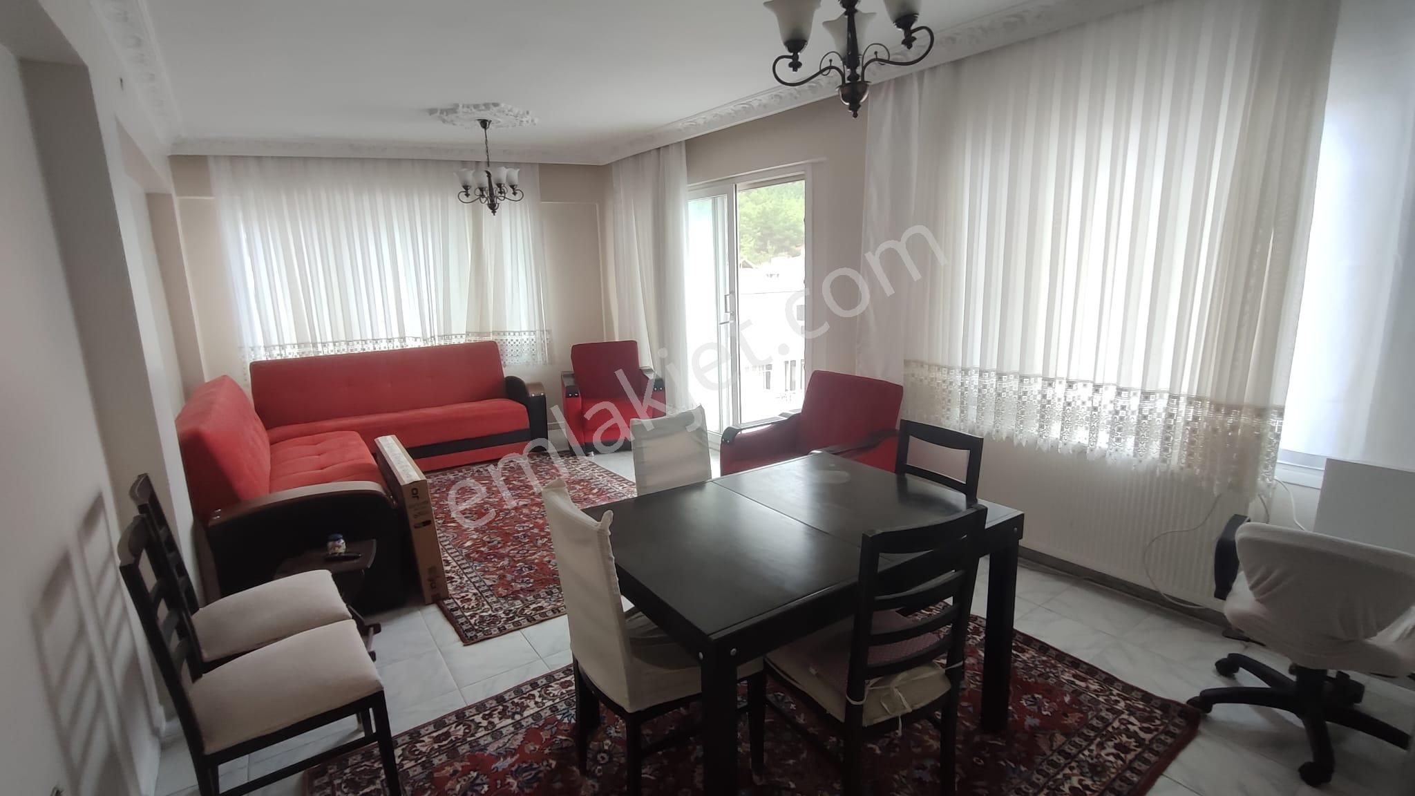 Balçova Fevzi Çakmak Kiralık Daire Sakarya Cd Üzeri Ekonomi Yakınında 3+1 Eşyalı Kiralık Daire