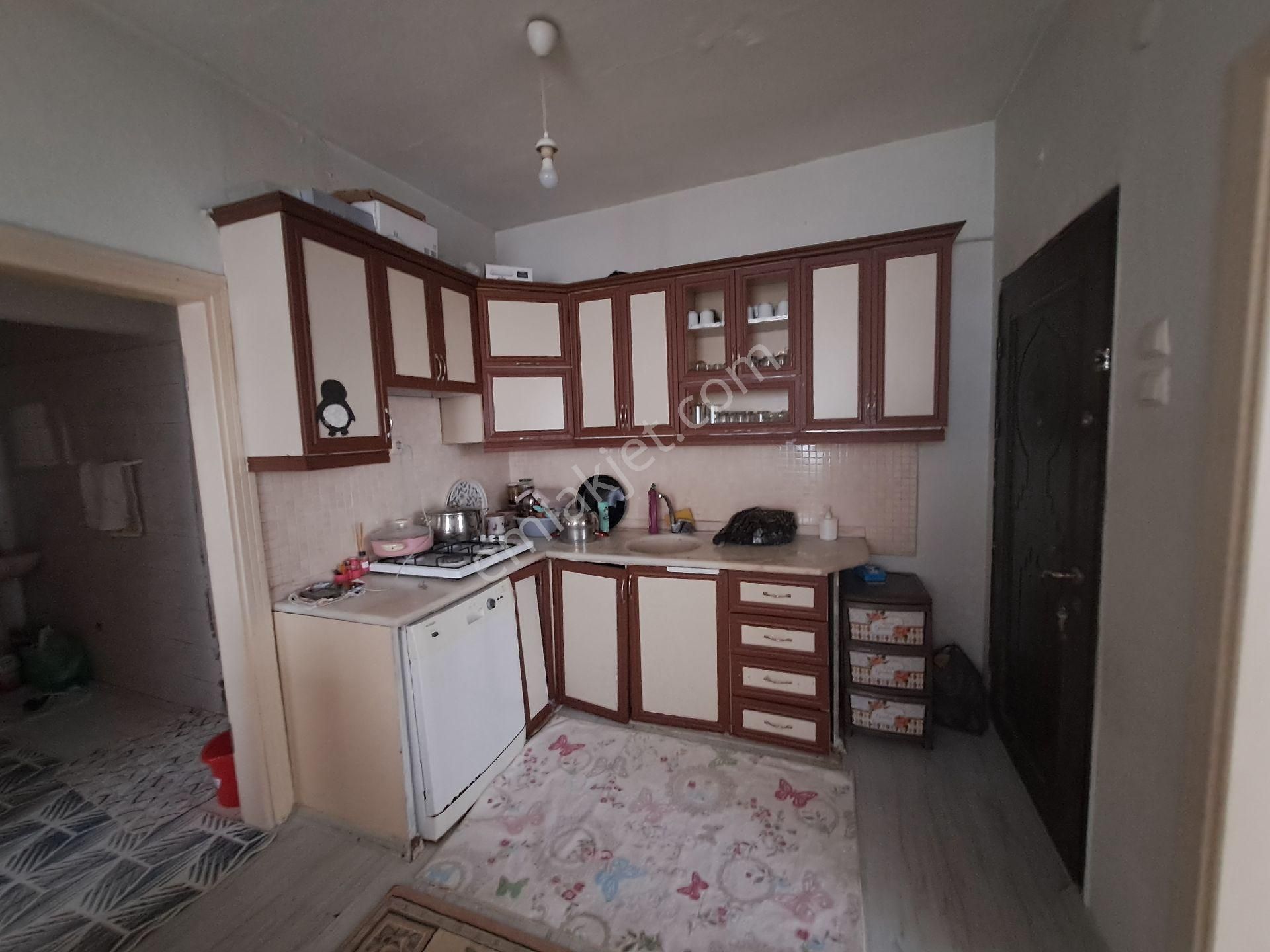 Alibey'den Terme Fenk Mah.de Satılık 3 Katlı Bina - Görsel 18