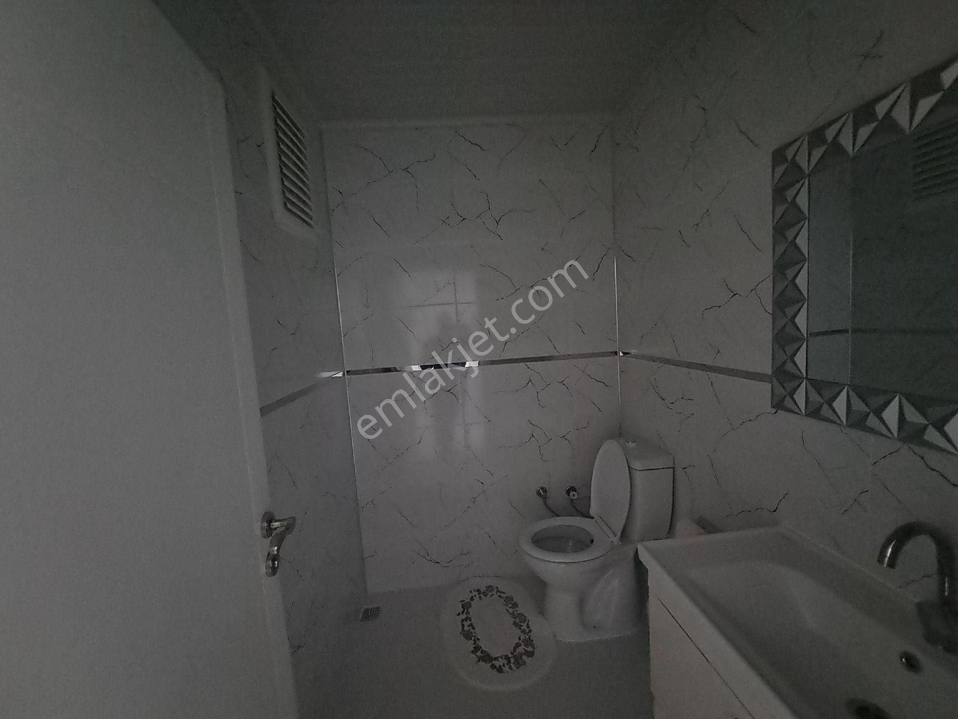 Alibey'den Terme Fenk Mah.de Satılık 3 Katlı Bina - Görsel 7