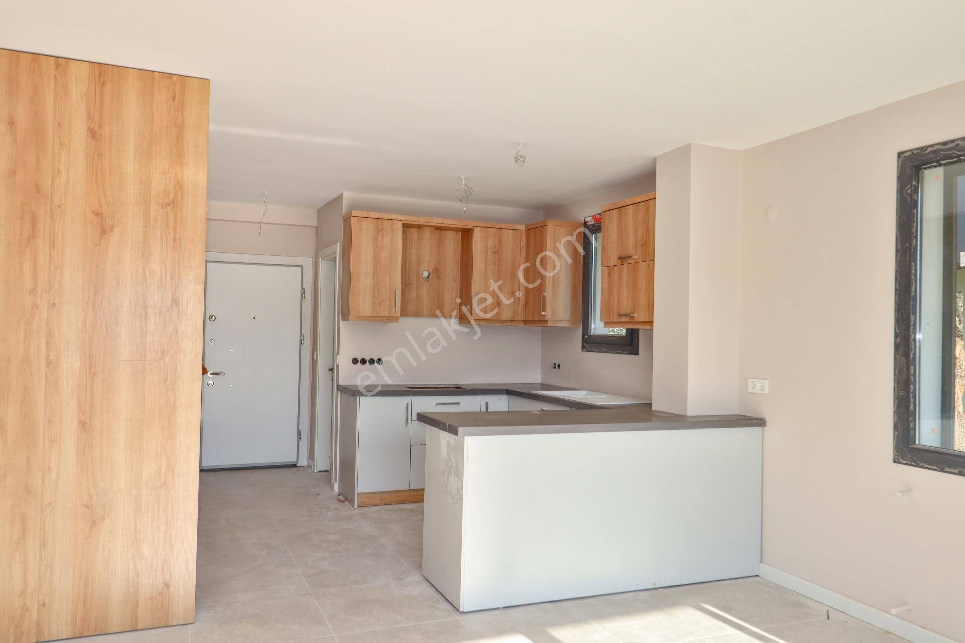 Küçükkuyu'da Satılık 3+1 Tek Müstakil Villa - Görsel 12