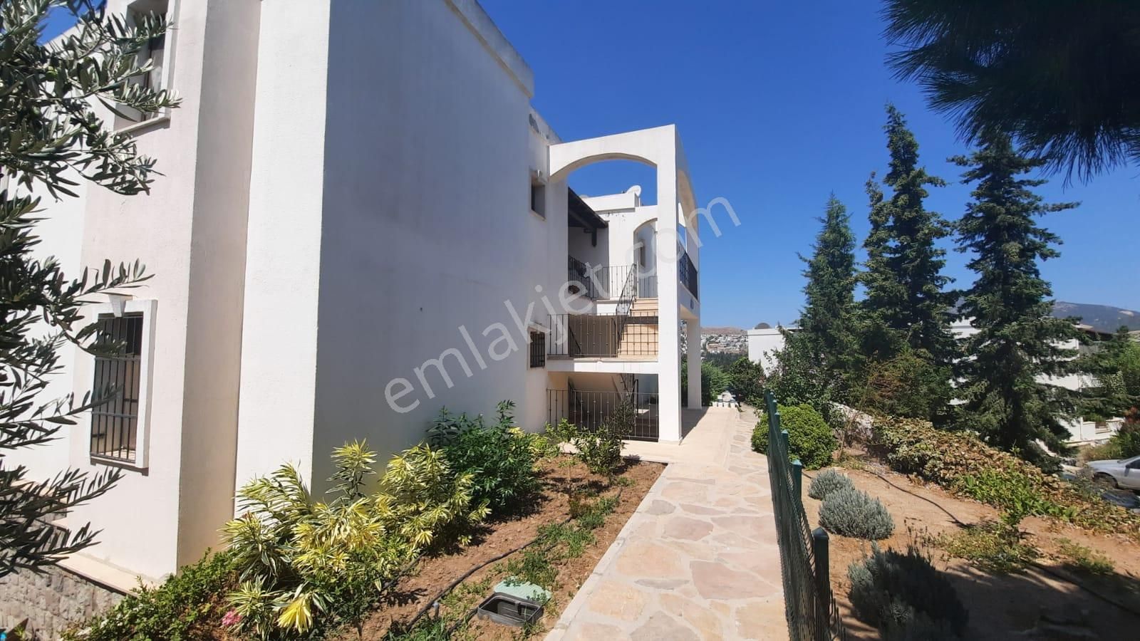 Bodrum Bitez Yalı’da Havuzlu Sitede Satılık 2.kat Daire 2+1 - Görsel 3