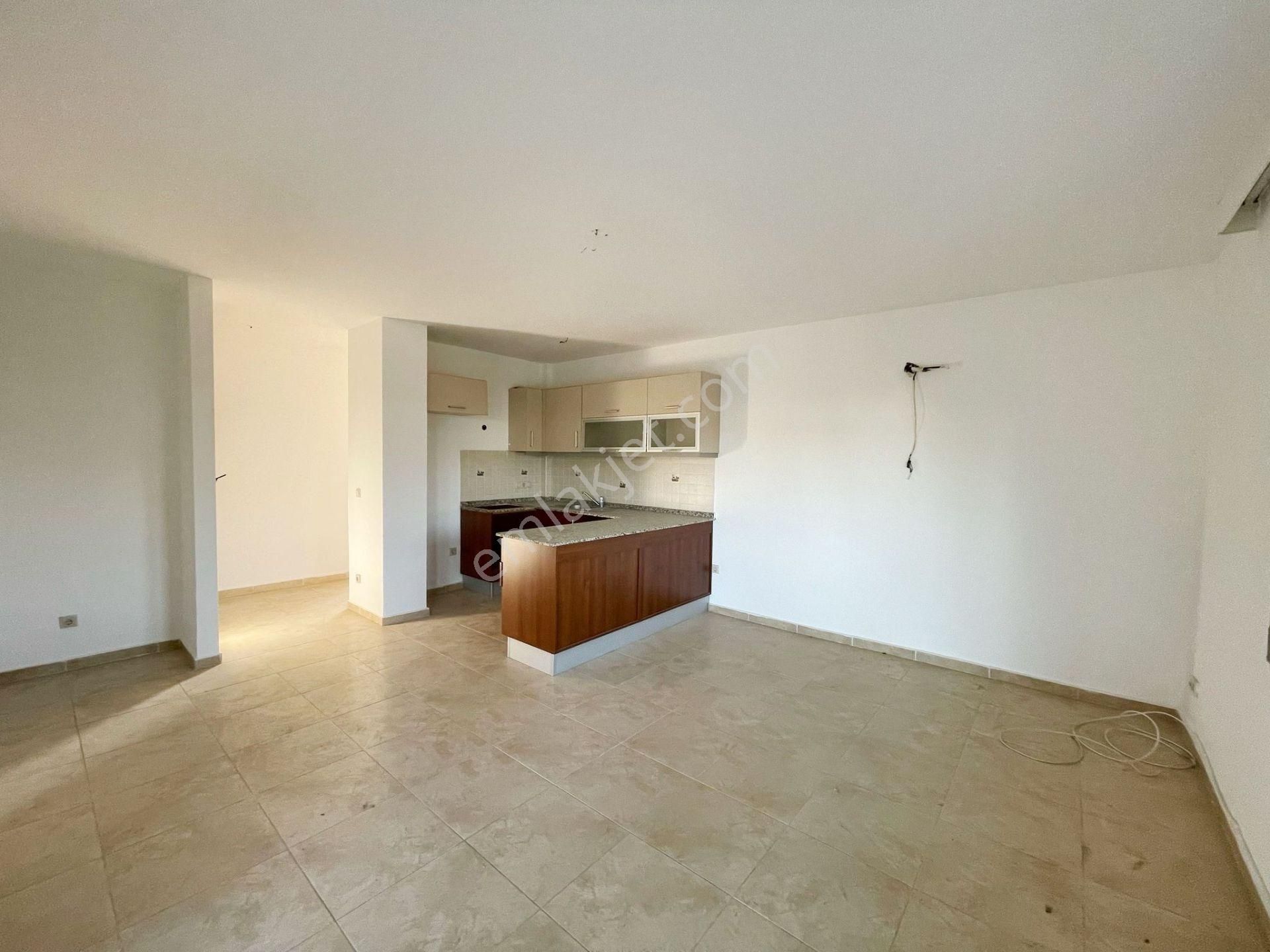 Bodrum Bitez Yalı’da Havuzlu Sitede, Doğa Manzaralı 2+1 Orta Kat ! - Görsel 5