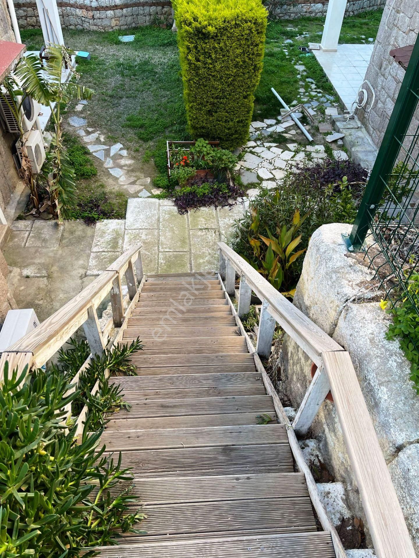 Bodrum Bitez Yalı’da Havuzlu Sitede Satılık Bahçe Katı Daire - Görsel 11