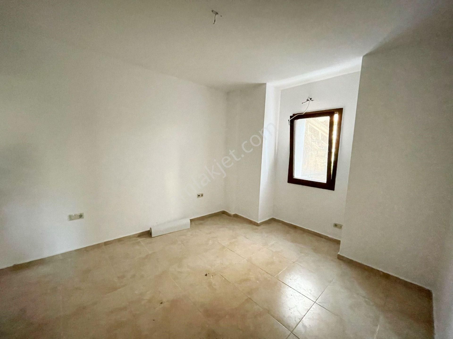 Bodrum Bitez Yalı’da Havuzlu Sitede Satılık Bahçe Katı Daire - Görsel 9