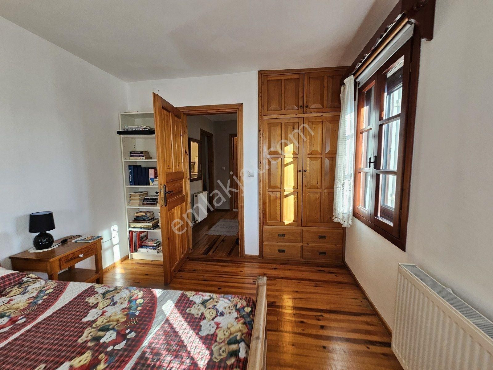 İzmir Çeşme Alaçatı Köy İçinde Müstakil Özel Ev Villa - Görsel 30