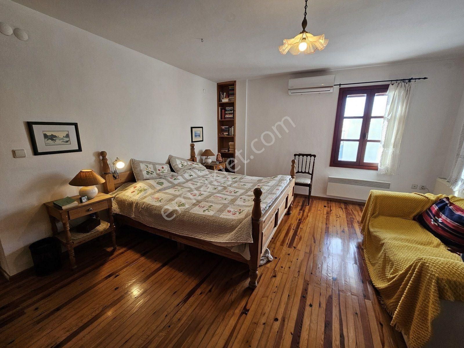 İzmir Çeşme Alaçatı Köy İçinde Müstakil Özel Ev Villa - Görsel 28