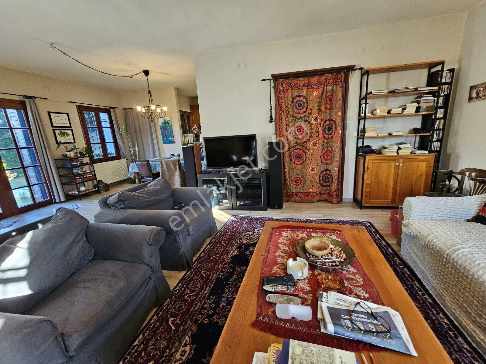 İzmir Çeşme Alaçatı Köy İçinde Müstakil Özel Ev Villa - Görsel 6