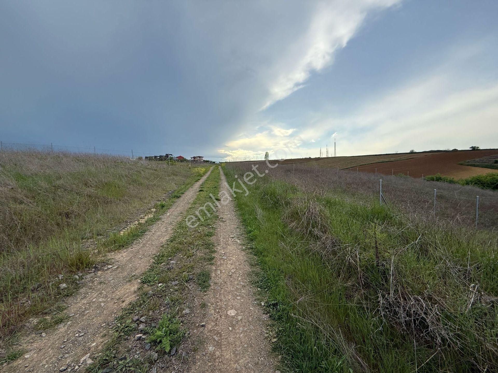 Delux'den Topağaç Mah.'de Full Manzaralı Villa Arsası - Görsel 5