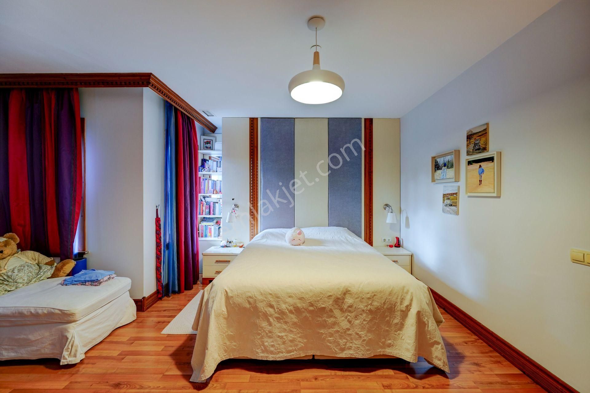 İstanbul Kemerburgaz Çeşmeler Vadisi Sitesinde 5+2 Satılık Villa - Görsel 15