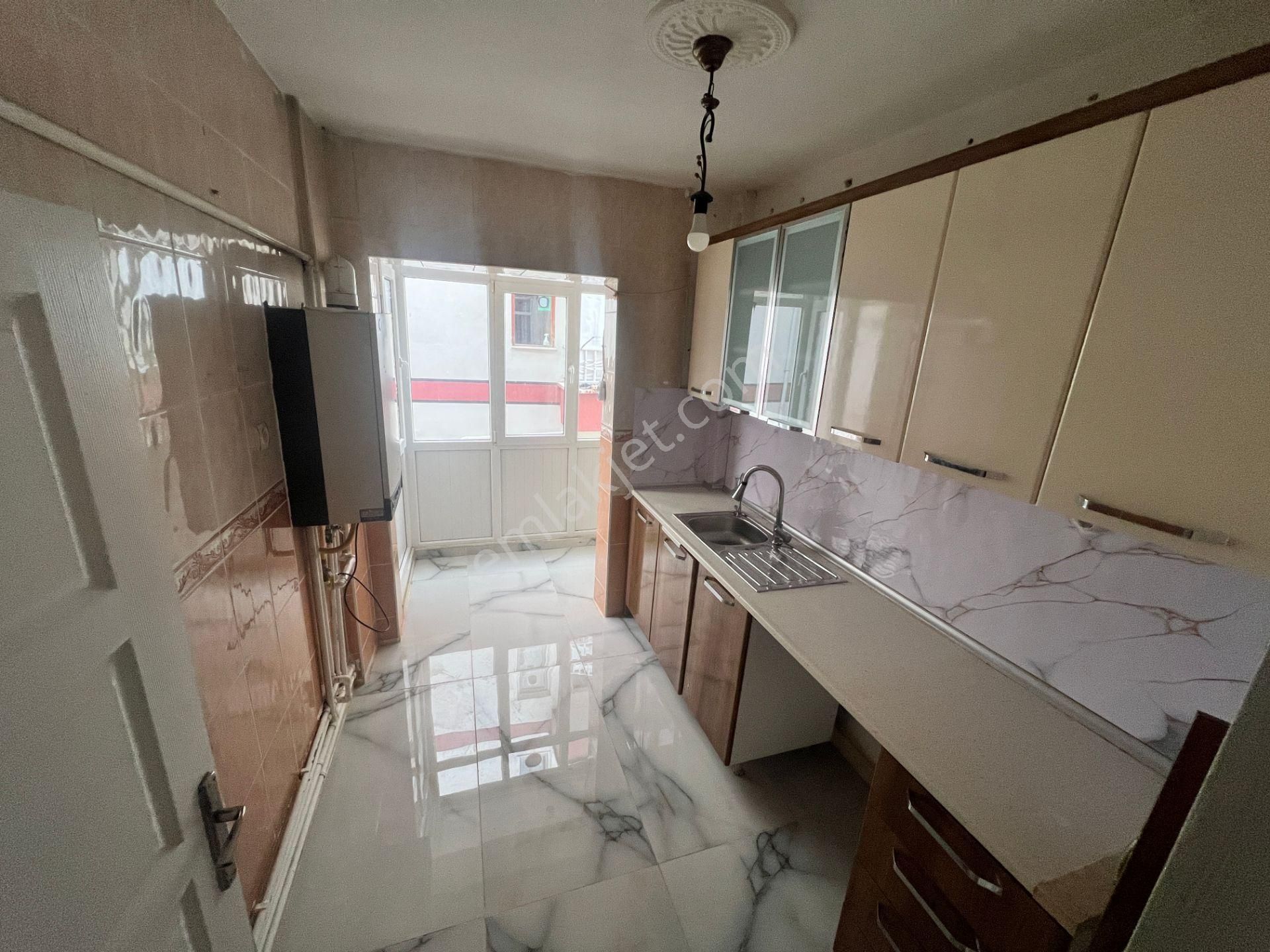 Sincan Maraşalçakmak Mah 1.arakat Ön Cephe Salon Bagımsız Daire