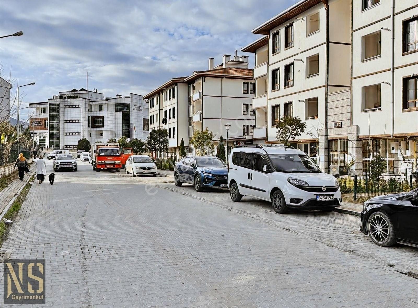 Sapanca Gazipaşa Satılık Daire Yeni Toki'de Ana Caddeye Yakın Satılık 3+1 Daire