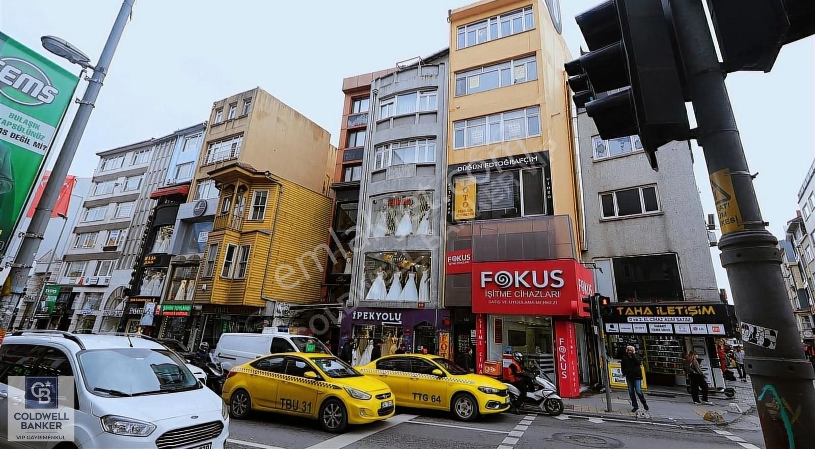 Kadıköy Osmanağa Satılık Bina Kadıköy Söğütlüçeşme'de Tabela Değeri Yüksek Komple Satılık Bina